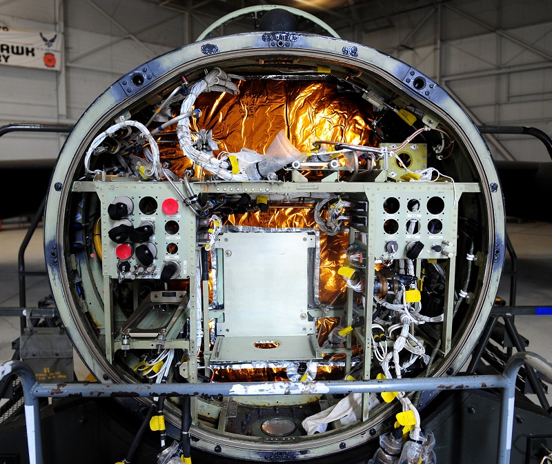 U-2, Aircraft Cockpit
