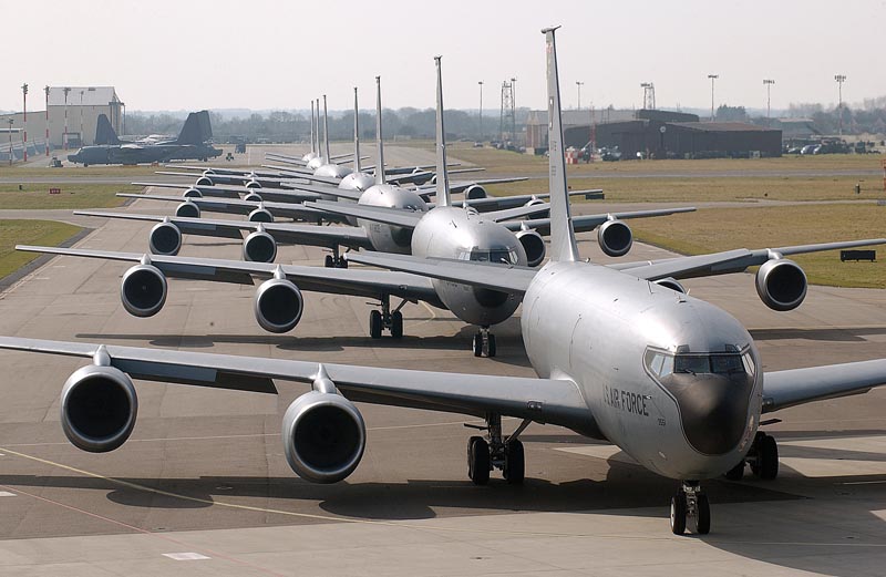 C-135 aircraft