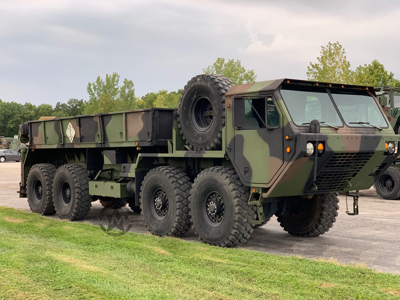 M977 Heavy Expanded Mobilityt Tactical Truck (HEMTT)