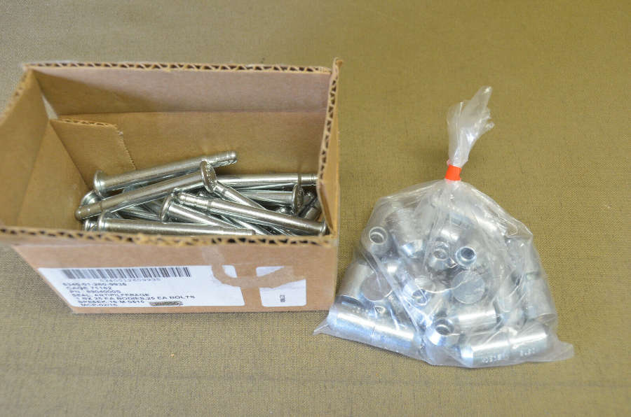 Anti-pilferage seal - 5340-01-260-9935