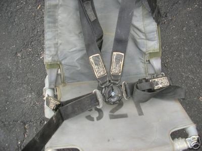 UH-60-seatbelt 1680-01-528-3687