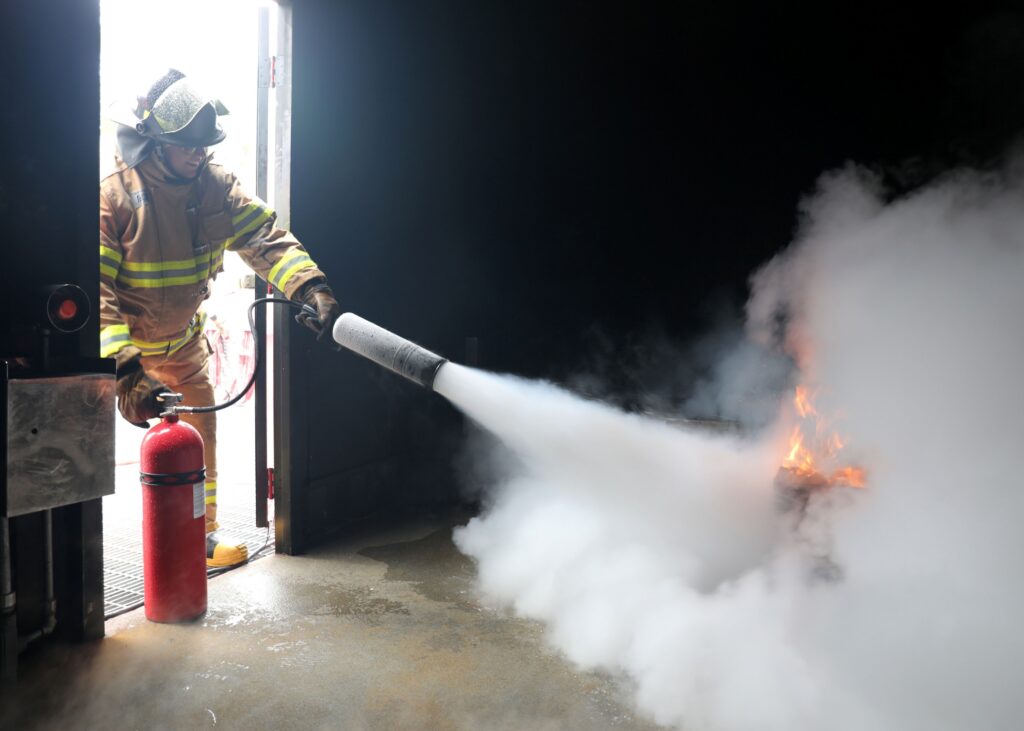 15 Pound Carbon Dioxide Fire Extinguisher Mil-Spec Rated
